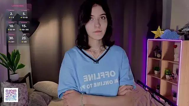 Discover our girls online shows and discover the company of countless livestreamers, with stunning shapes, sex toys and more.