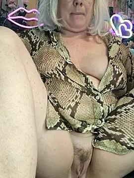 Bell_zz from StripChat