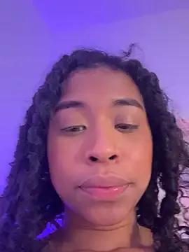 bella__honey from StripChat