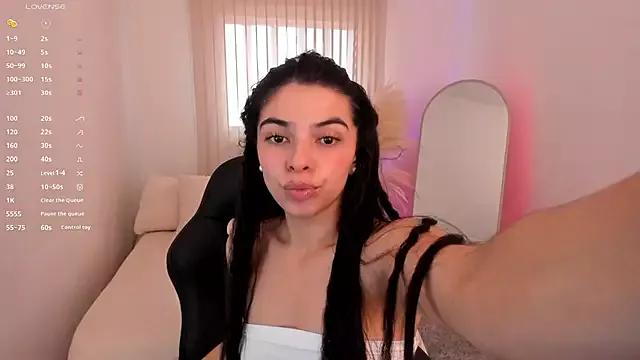 bella_blue18 from StripChat