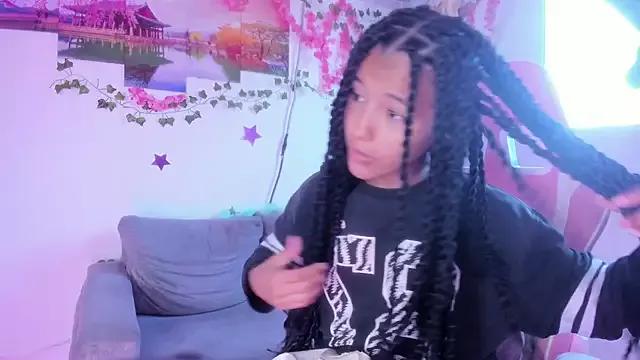 bella_brownm from StripChat