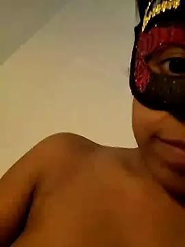 Bella_Luna18 from StripChat