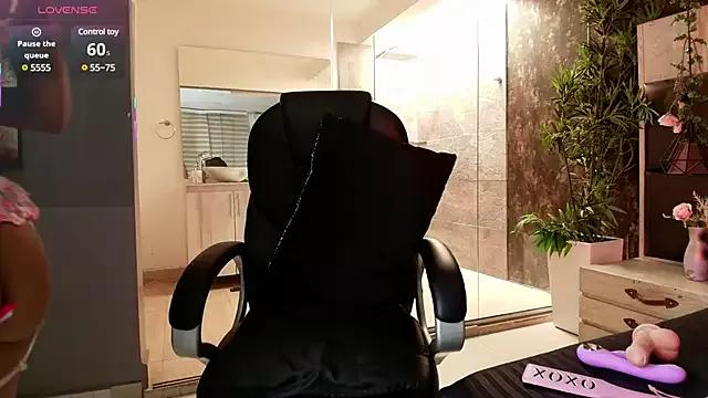 Bella_Smiith_ from StripChat