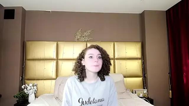 Bella_TheGodness from StripChat