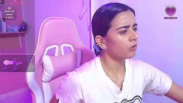 bella_thixx from StripChat