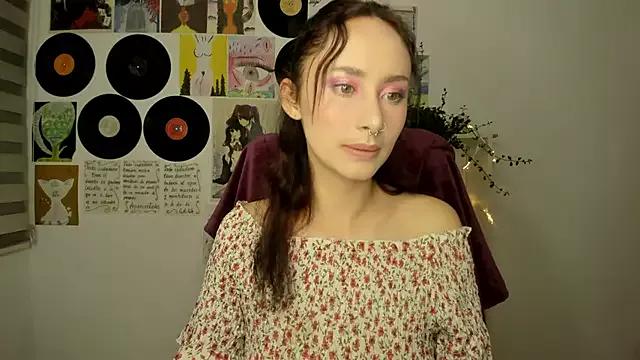 bellaa-w from StripChat
