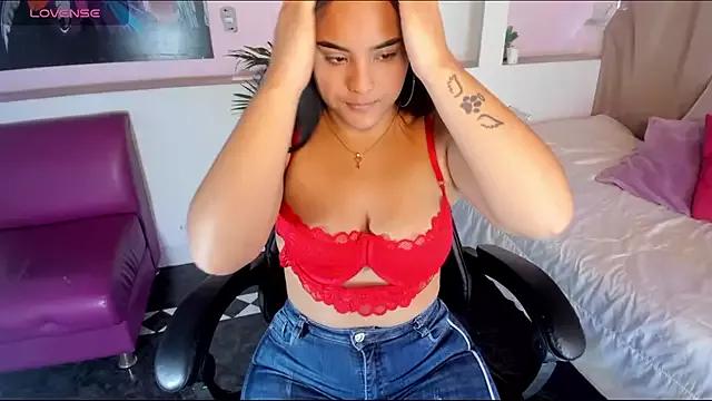 Bellaa_2 from StripChat