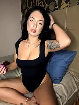 BellaaNoir from StripChat