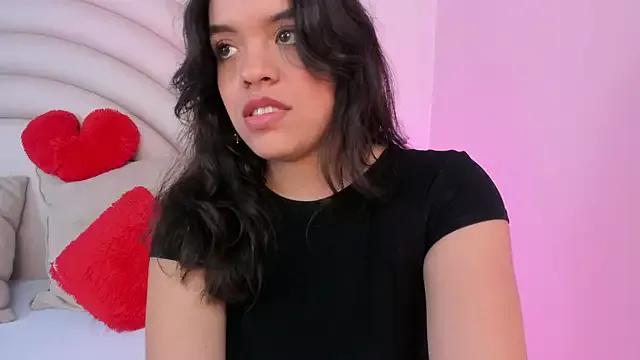 BellaaRos from StripChat