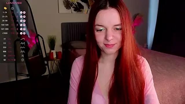 BellaDevile_ from StripChat
