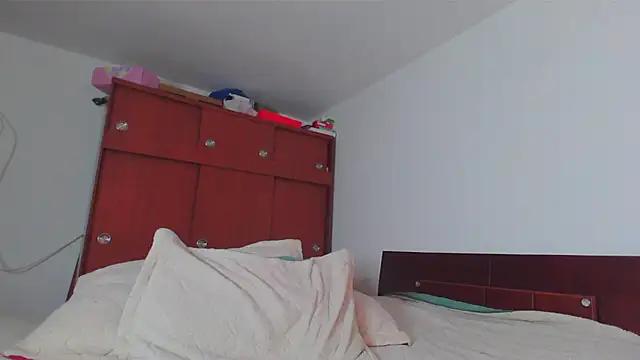 Belladragon from StripChat