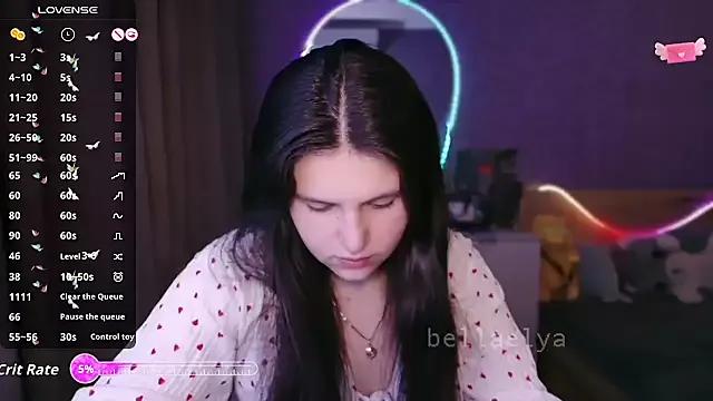 bellaelya from StripChat