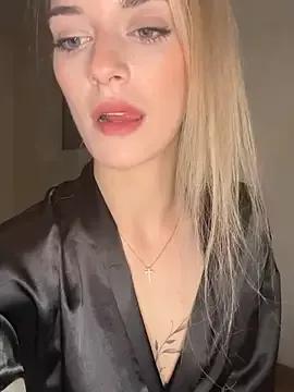Bellalolahot from StripChat