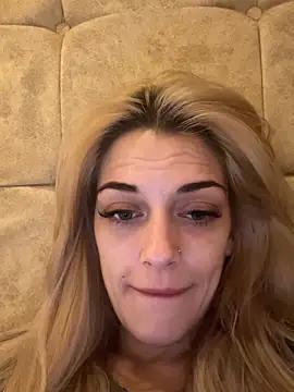 Bellalolahot from StripChat