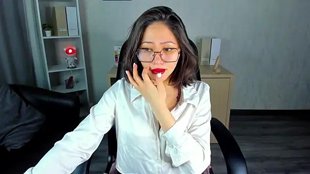Bellalovesss from StripChat