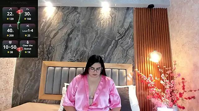BellaPeers_ from StripChat