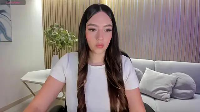 BellaRose_X from StripChat