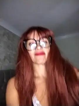 Bellarose_xx from StripChat