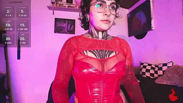 BellaVeil_ from StripChat