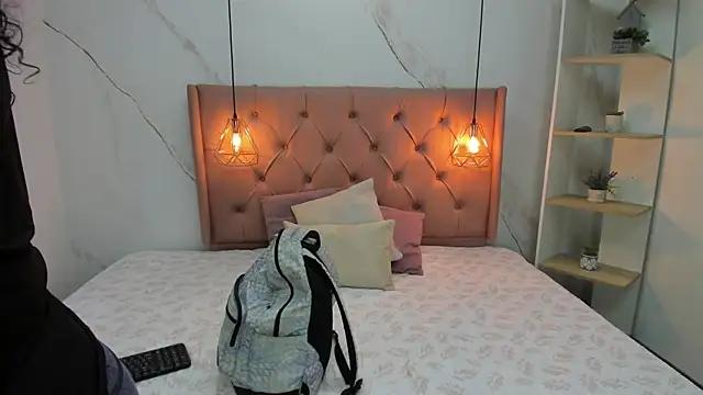 Belle_Brunette from StripChat