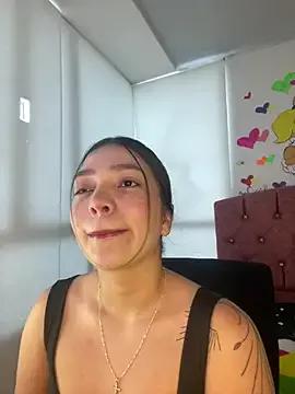 Photos of Bellehot_ from StripChat is Freechat