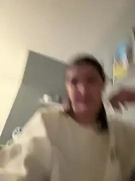 BelleMae from StripChat