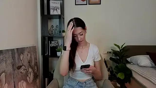 BelleMiesen from StripChat is Freechat