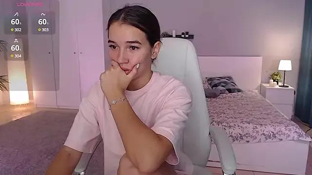 Bellla_Haddid from StripChat