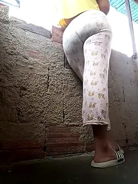 bellqmia from StripChat