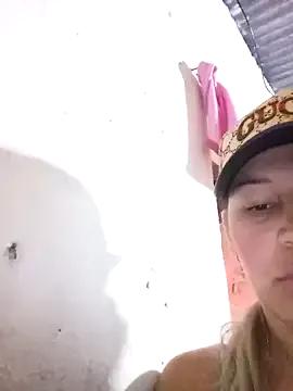 bellqmia from StripChat