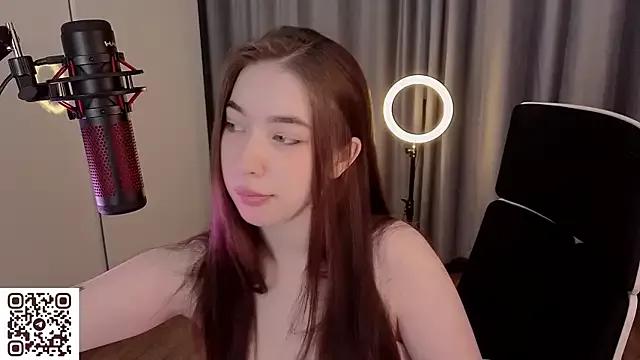 Berry_Muffin from StripChat