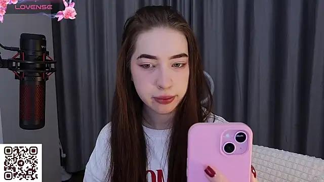Berry_Muffin from StripChat