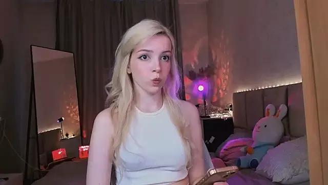 BerryLush_ from StripChat