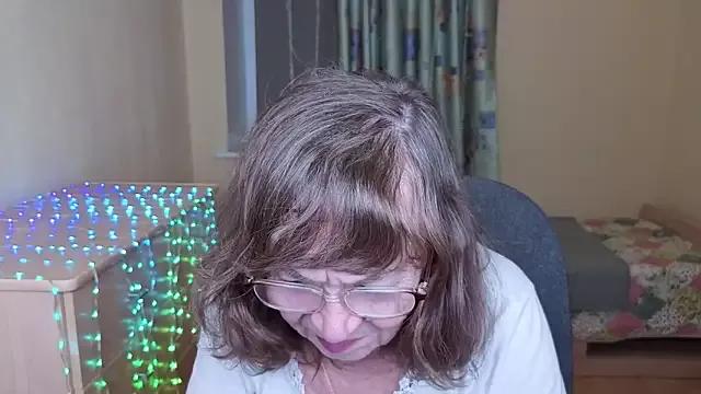 Betty_Brick from StripChat