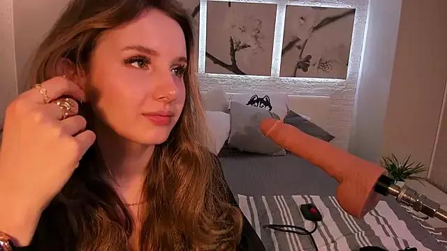 Betty_June from StripChat