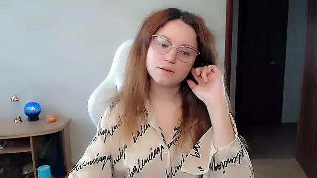 BettyGinger from StripChat