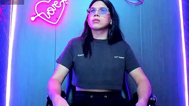 beverly_campbellxxx from StripChat