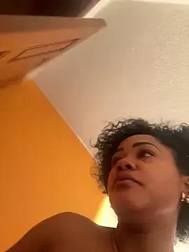 Beybuuu from StripChat