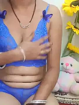 Bhabhihotyy09 from StripChat