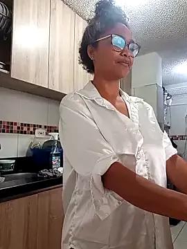 BiancaEstradaa webcams show profile image 
