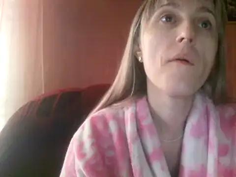 Biddy_Alana from StripChat