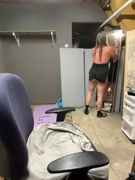 bigb00tycass from StripChat