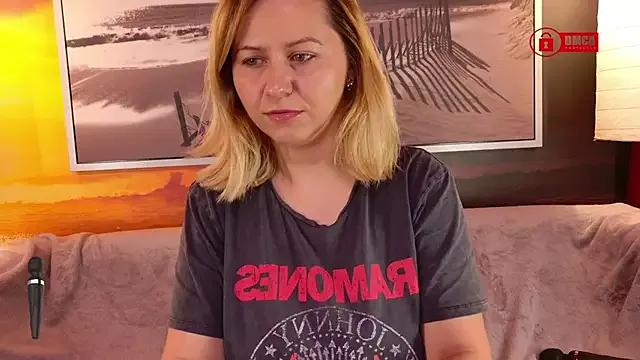 BigBoobsARRI from StripChat