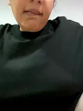 BigBootyButter from StripChat