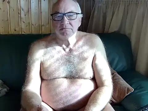biggandybig from StripChat