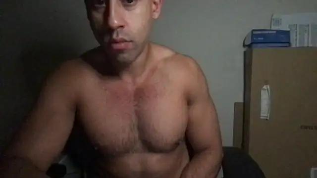 BigGuyMuscle from StripChat