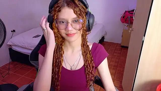 Birdie_0 from StripChat is Freechat