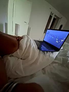 Bistoufly69 webcams show profile image 