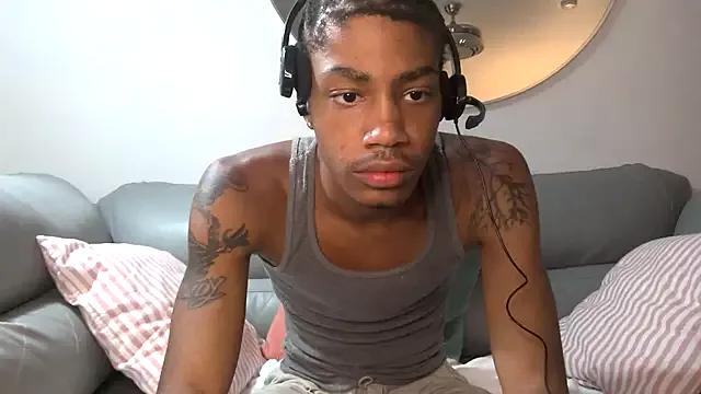 BlackBullTitus from StripChat is Freechat