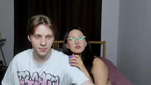 Blossomandbee webcams show profile image 